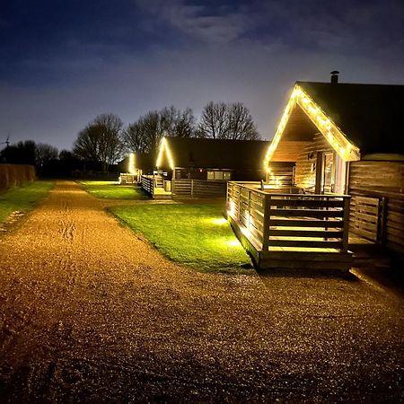 Fields End Lodges Doddington  المظهر الخارجي الصورة
