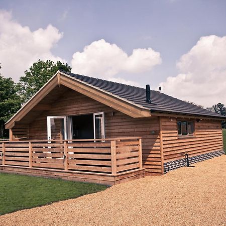 Fields End Lodges Doddington  المظهر الخارجي الصورة