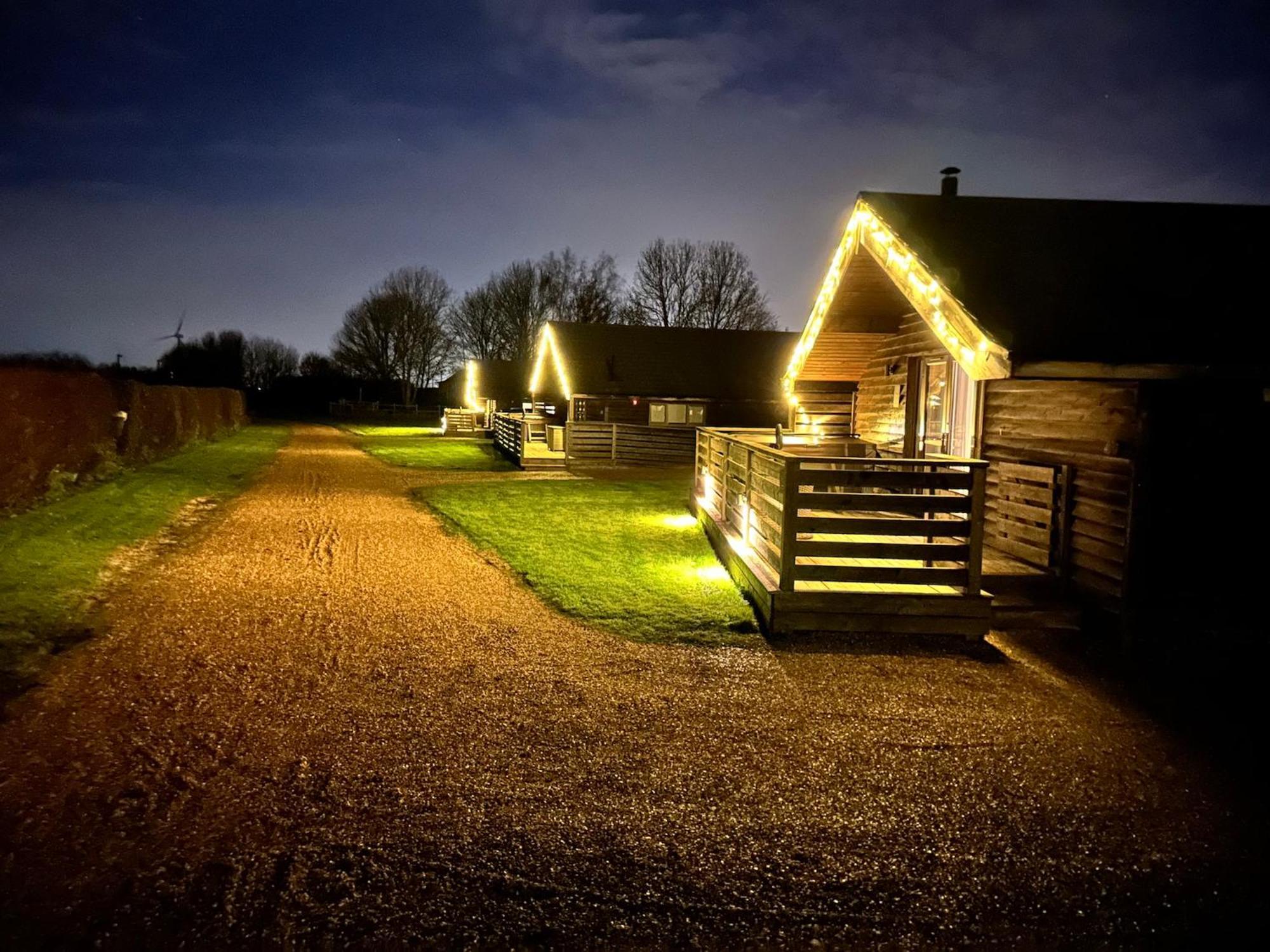 Fields End Lodges Doddington  المظهر الخارجي الصورة