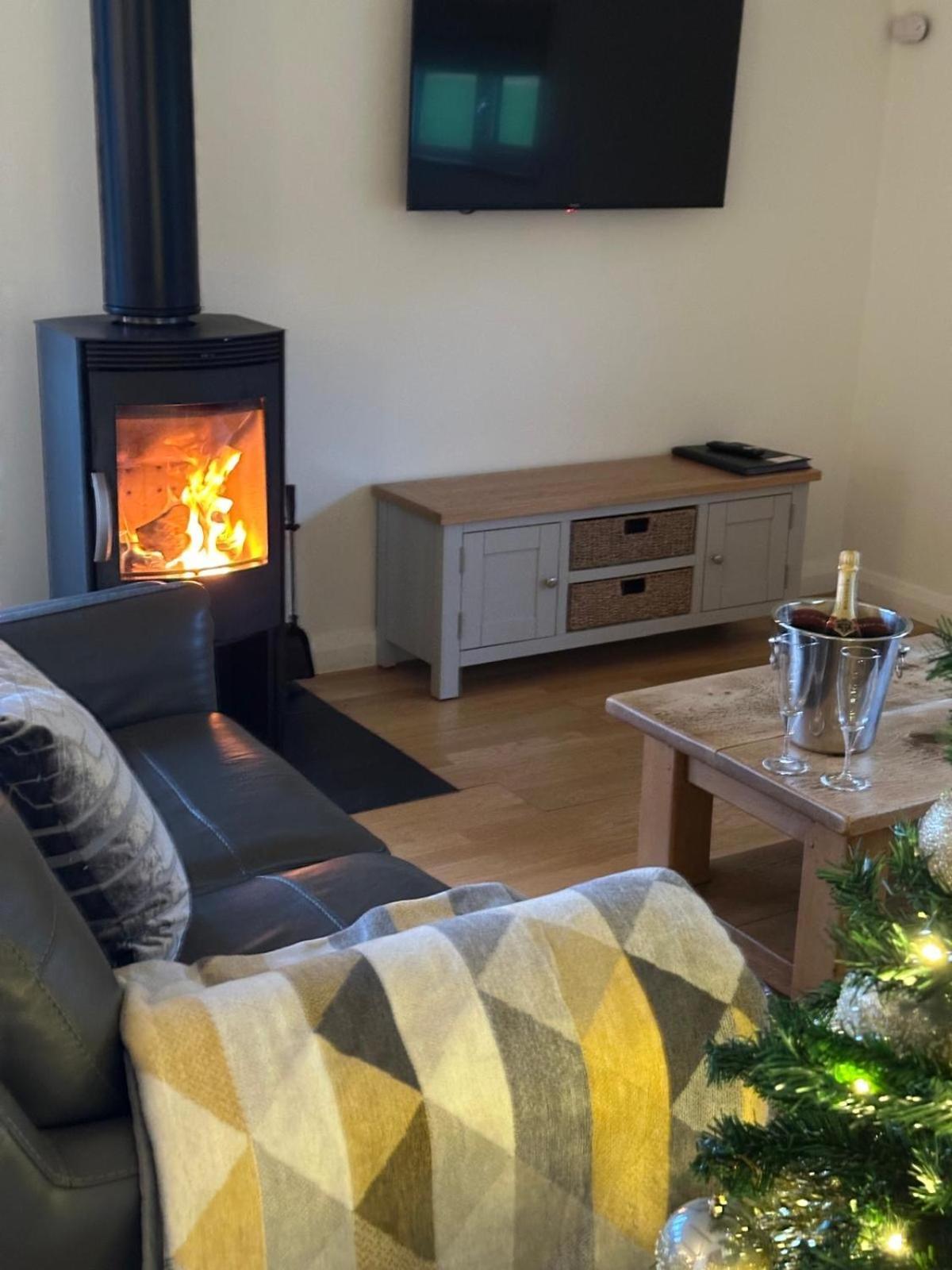 Fields End Lodges Doddington  المظهر الخارجي الصورة