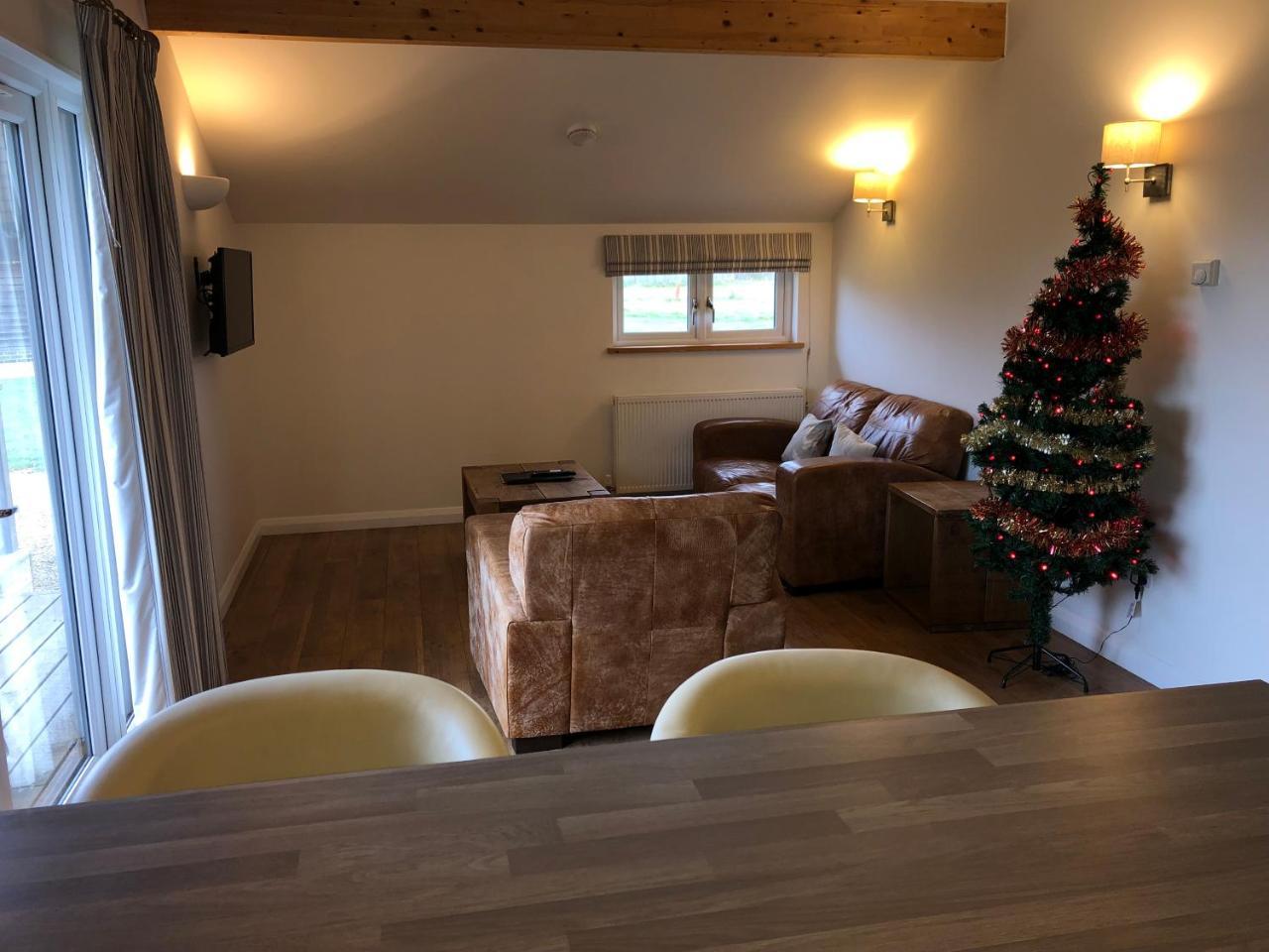 Fields End Lodges Doddington  المظهر الخارجي الصورة